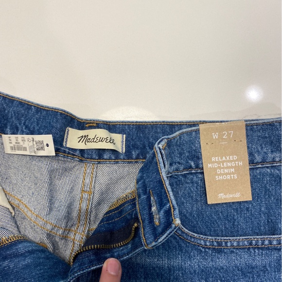 Madewell Relaxed Mid-Length Denim Shorts 27 - Picture 2 of 3